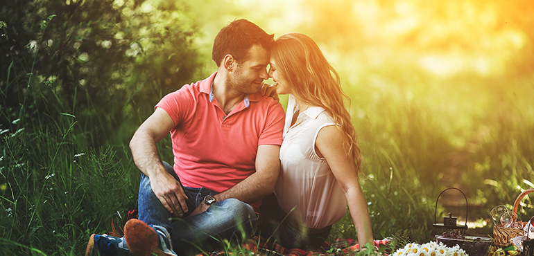 Creating the Perfect Dating Profile: Secrets to Attract Your Ideal Match